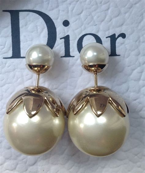 dior front back pearl earrings|dior mise en earrings.